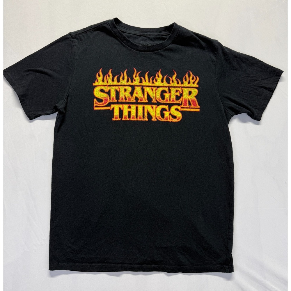 Netflix Stranger Things T Shirt Boys XL‎ Black Graphic Print Flaming Logo Casual